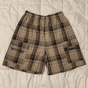 Romwe Plaid Shorts with Zip Pockets